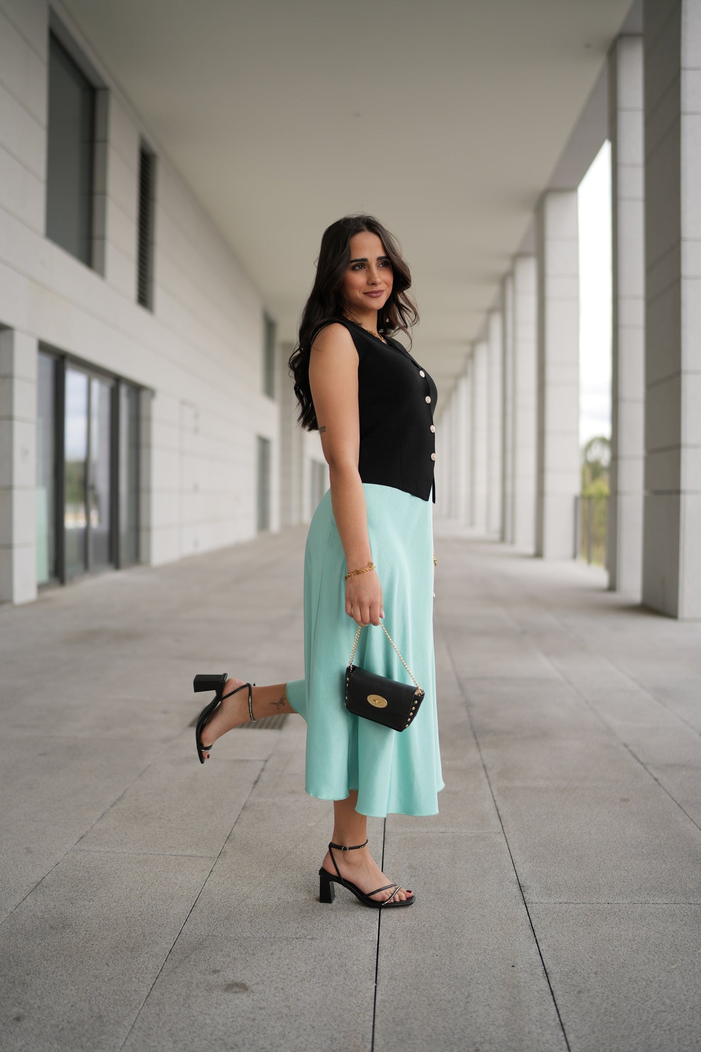 Saia acetinada Alfândega