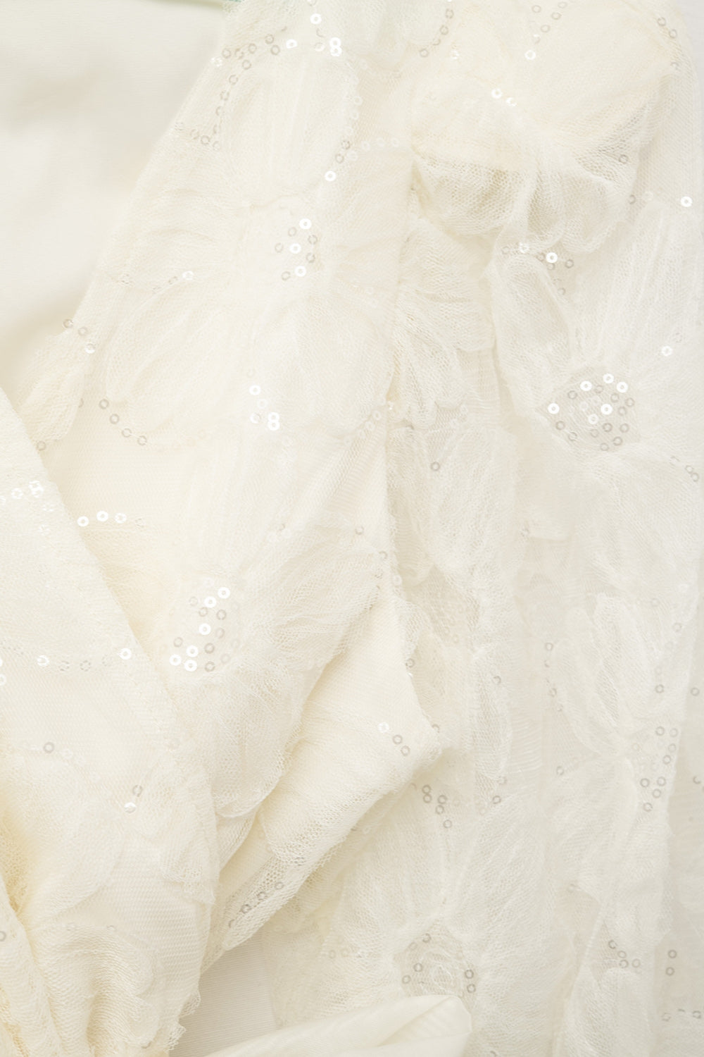 blusa de renda com lantejoulas