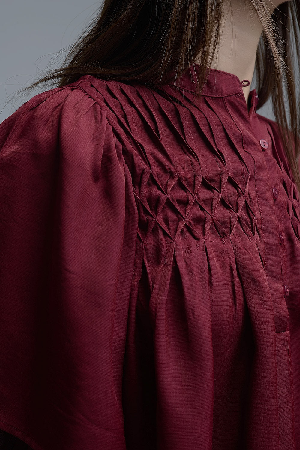 Blusa descontraída de estilo boémio cor de vinho com pormenores bordados