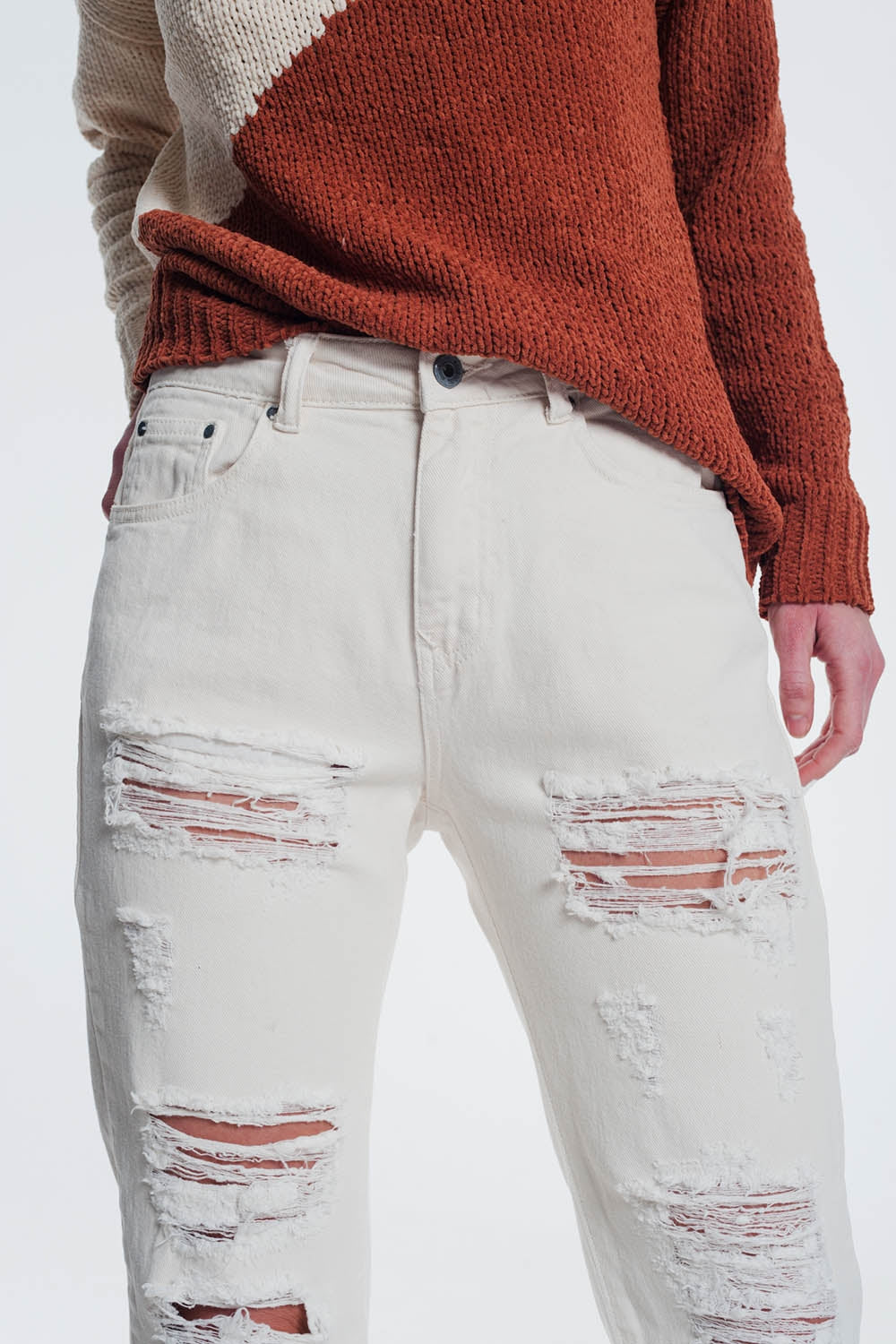 calcas de ganga rasgado namorado em bege