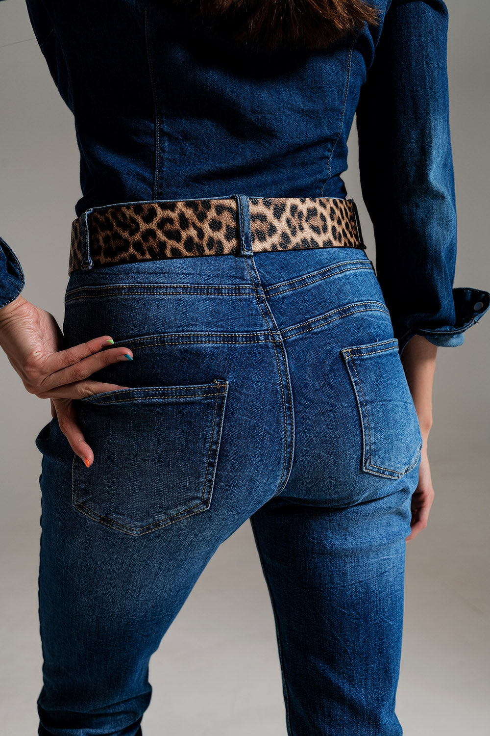 Calças de ganga skinny cintura alta em lavagem média