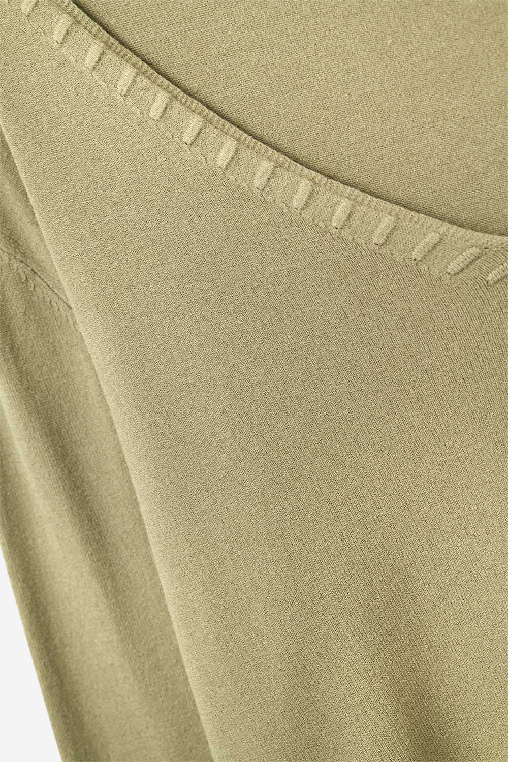 Camisola camel com decote em V