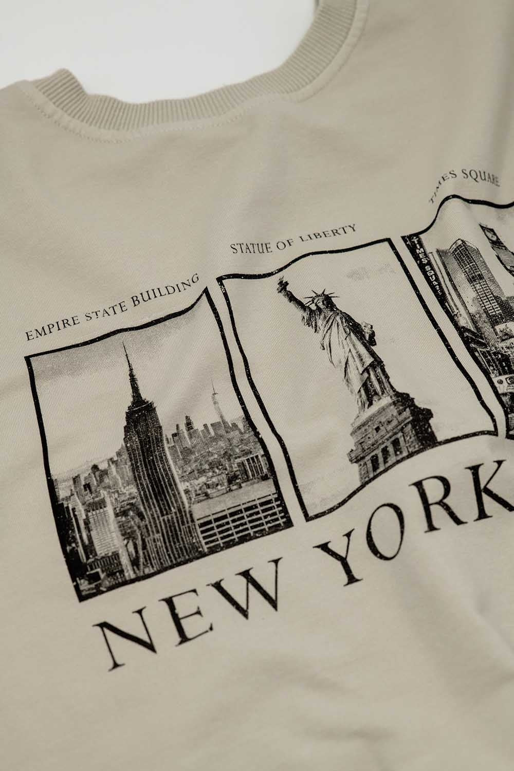 Camisola de manga comprida em Beige com new york city estampado
