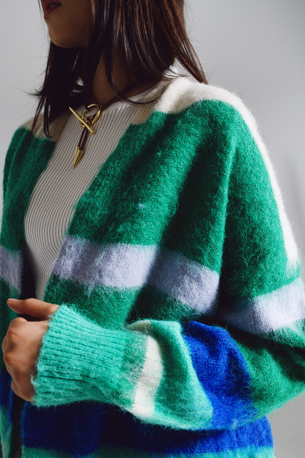 Cardigan longo fofo multicolorido em azul e verde