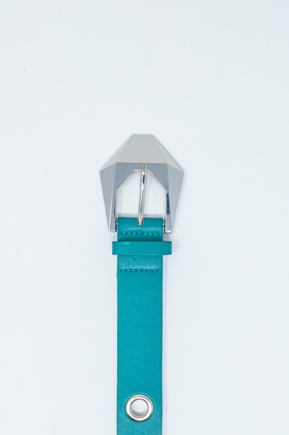 Cinto jeans para cintura e ancas com ilhós em verde