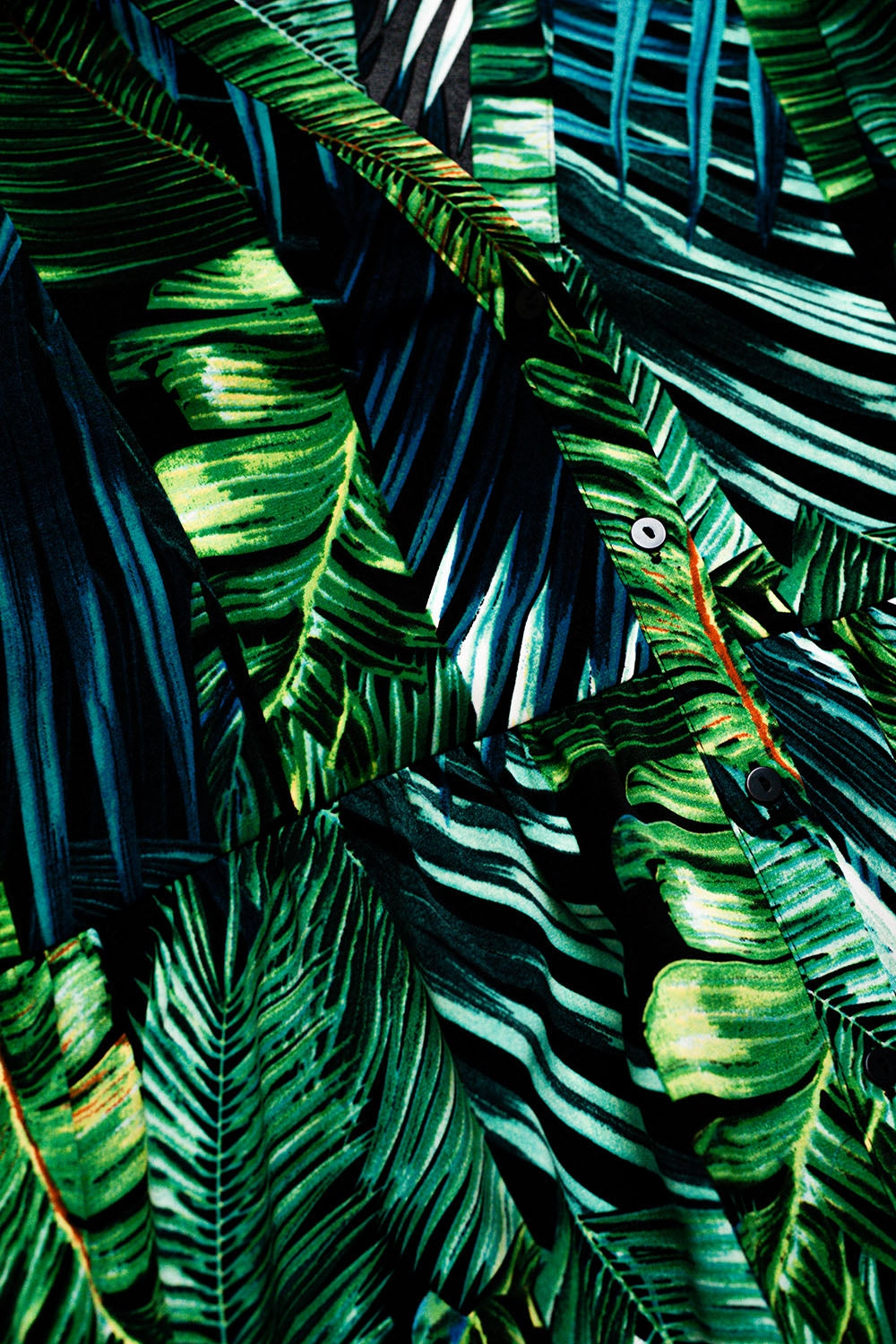Mini vestido em estampado de folha verde