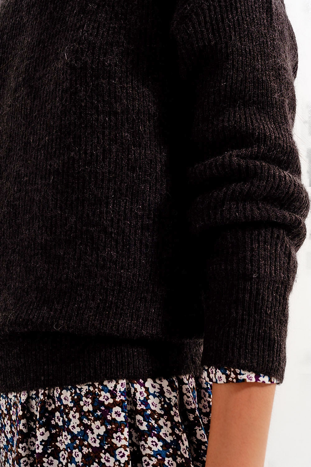 Pullover com pescoço redondo em cor de chocolate