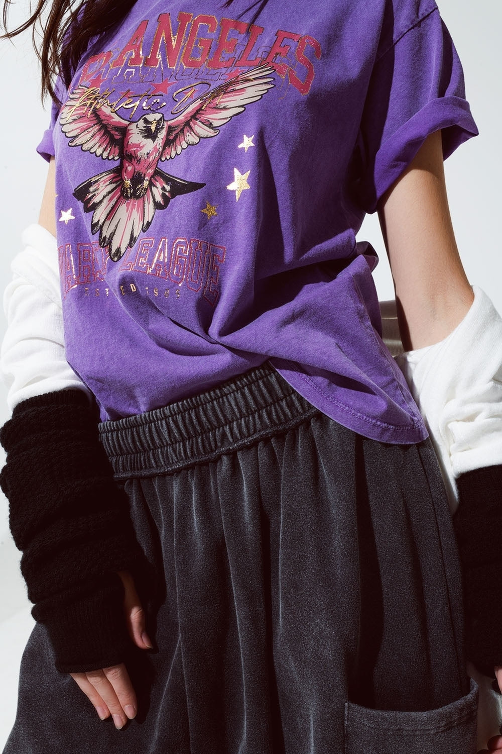 T-shirt roxa com estampado Los Angeles na frente