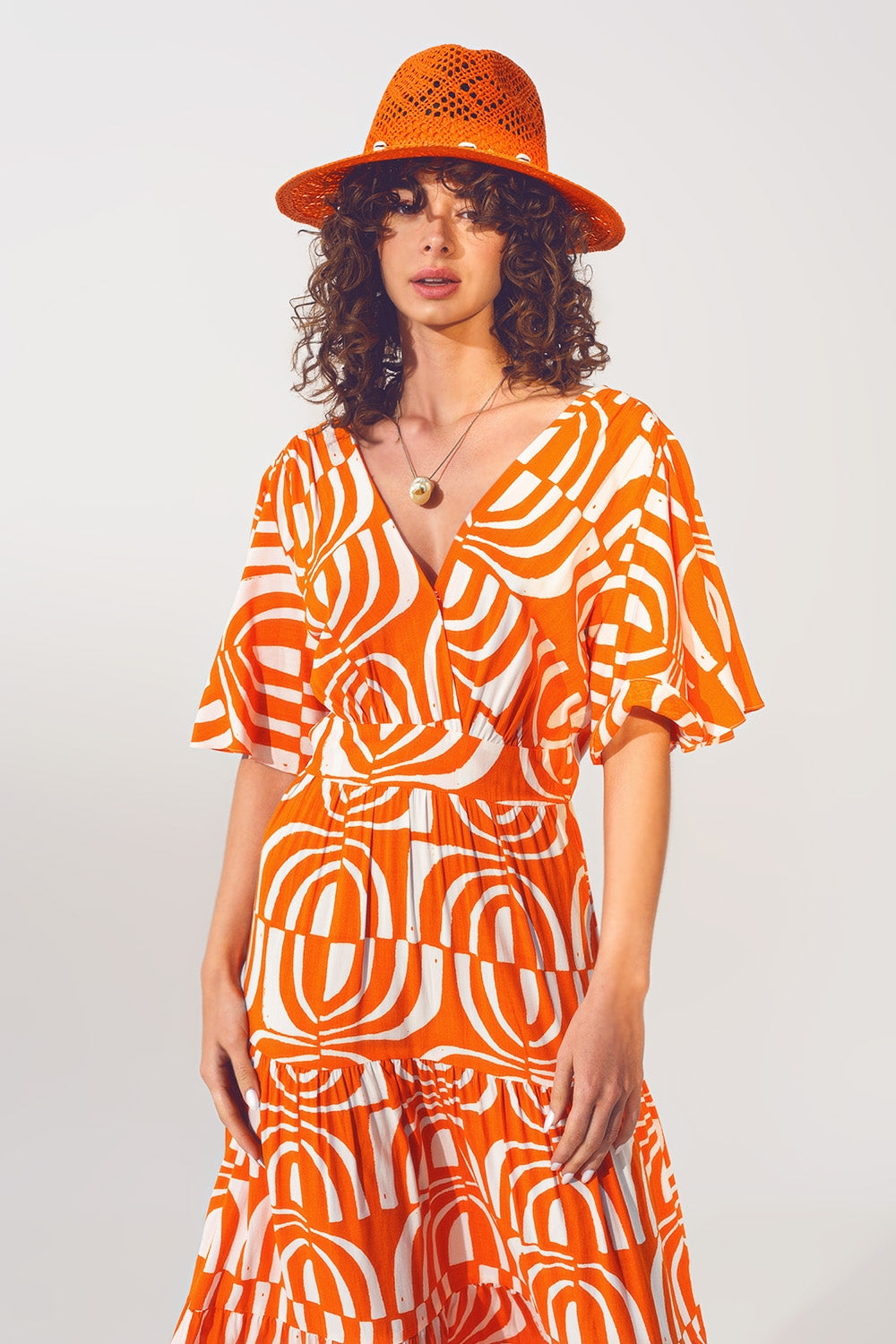 V Vestido Midi de Pescoço V com Impressão em Laranja