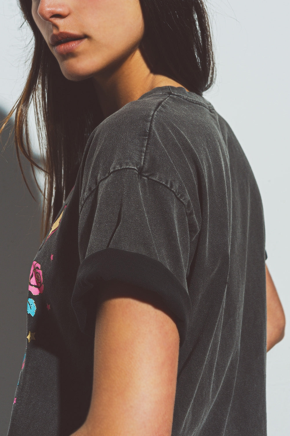 T-SHIRT com impressão Peace and Love frontal em cinzento