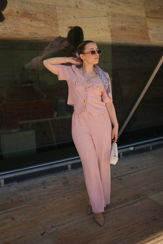 Conjunto Maracanã rosa