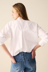 Blusa branca listrada relaxada