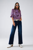 Blusa com laço no pescoço com estampado animal roxo