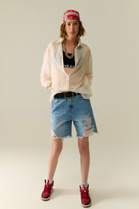 Blusa de chiffon bege suave com detalhe de brilho