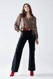 blusa de chiffon marrom com estampa de oncinha