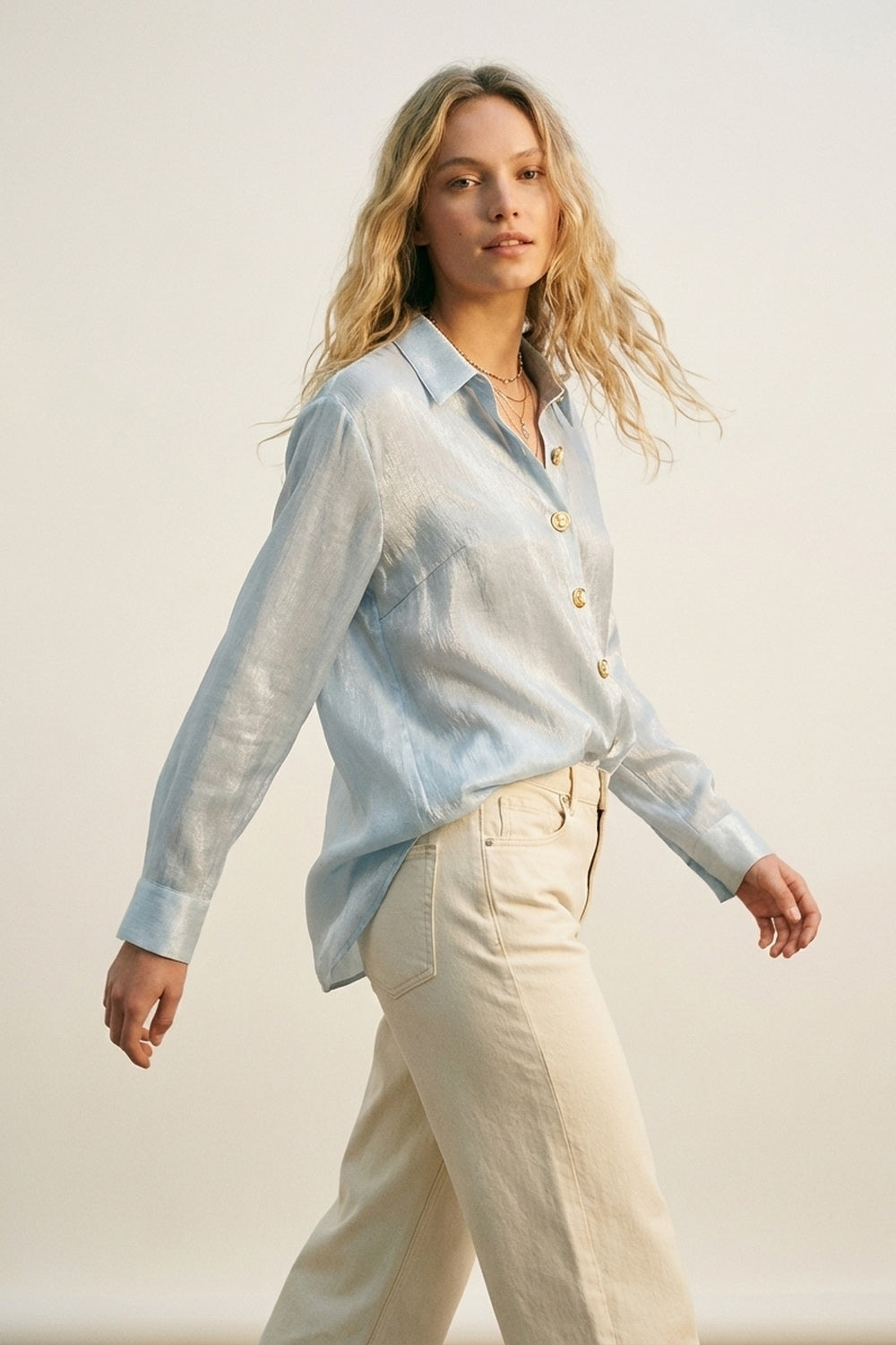 Q2 blusa de malha azul brilhante com botões retrô