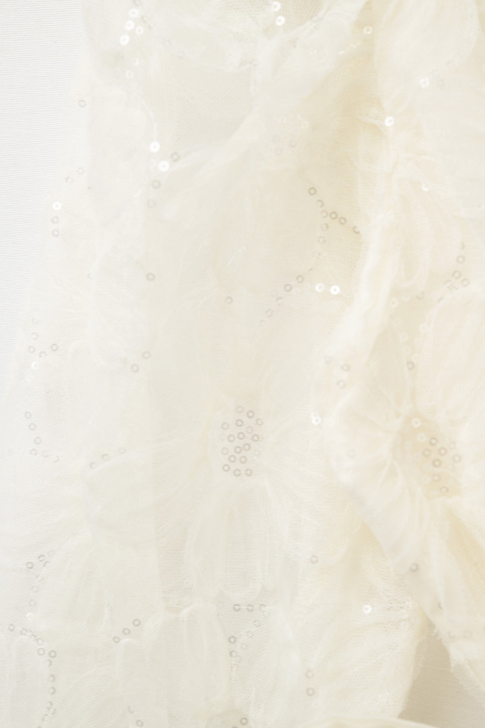 blusa de renda com lantejoulas