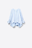 Blusa Listrada com Mangas Bufantes em Azul Bebê