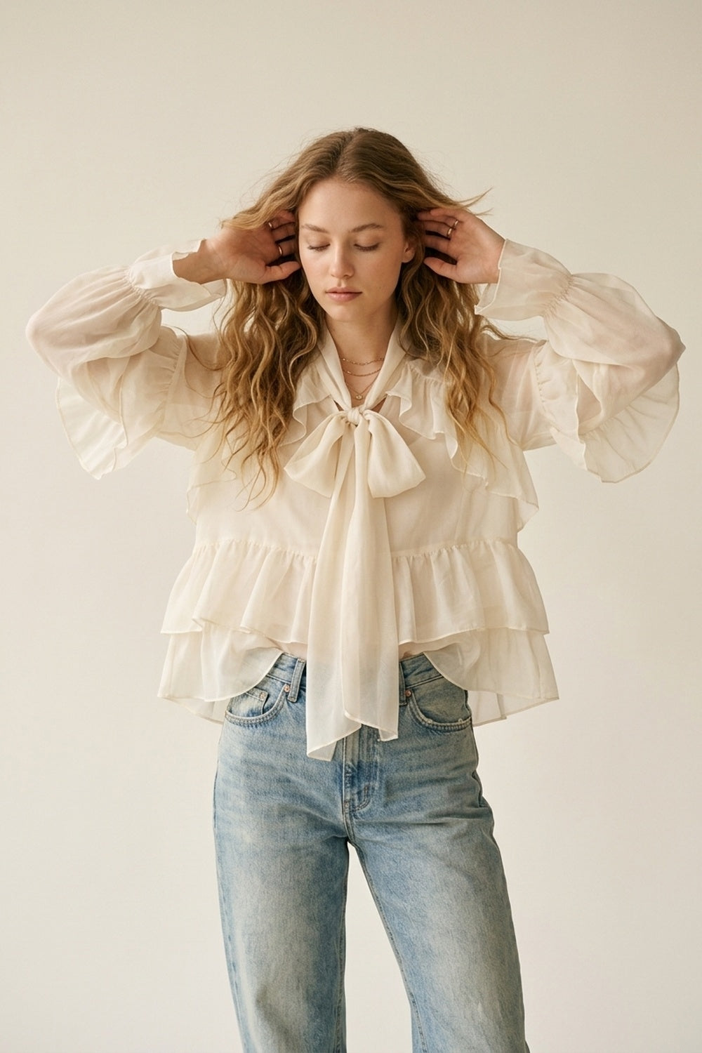 Q2 Blusa Transparente com Babados em Tecido de Chiffon