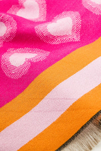 cachecol cor-de-rosa suave com estampado de corações