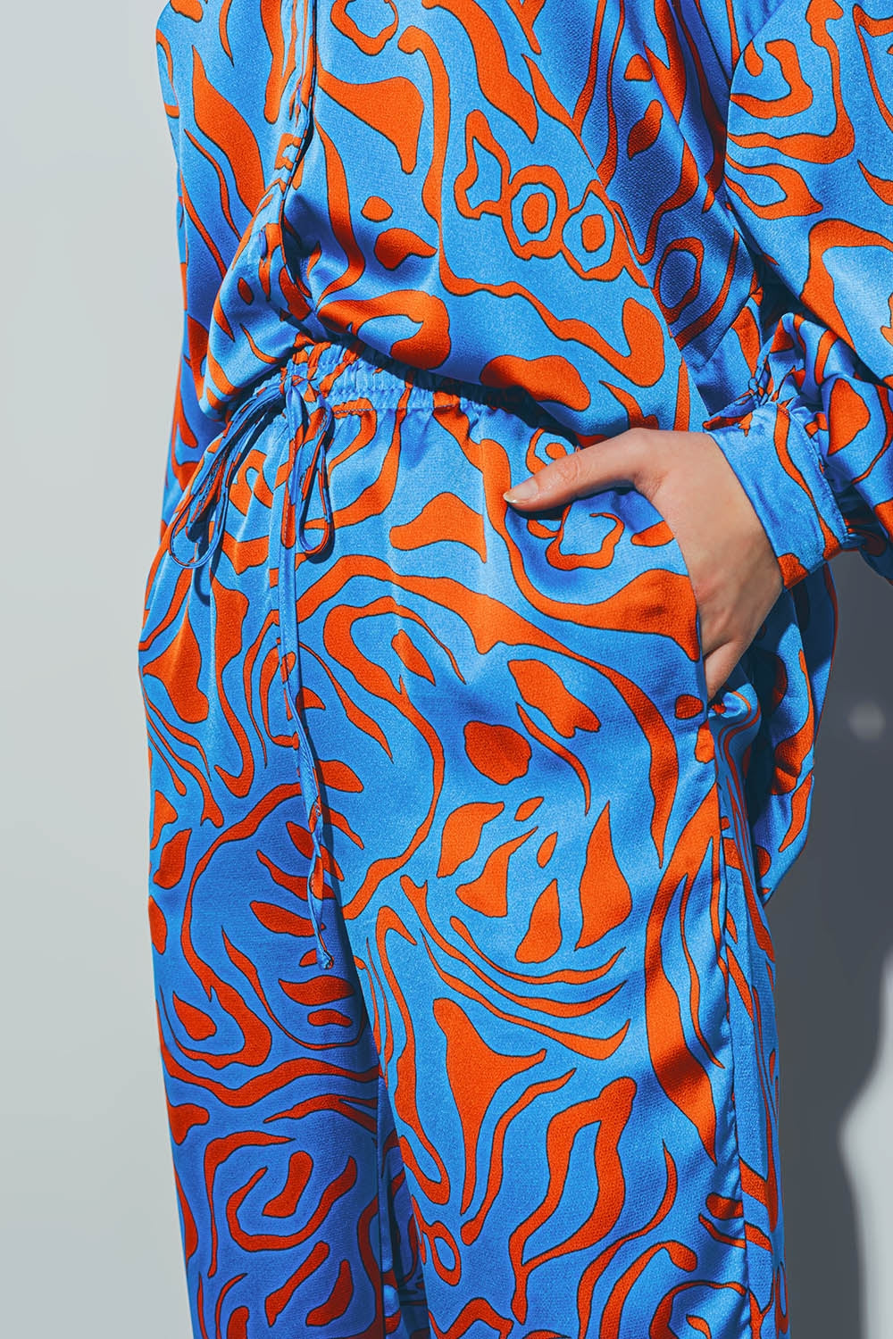 Calças de Cetim com Cintura Elástica em Azul