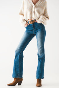 Q2 Calças de ganga azuis com corte bootcut