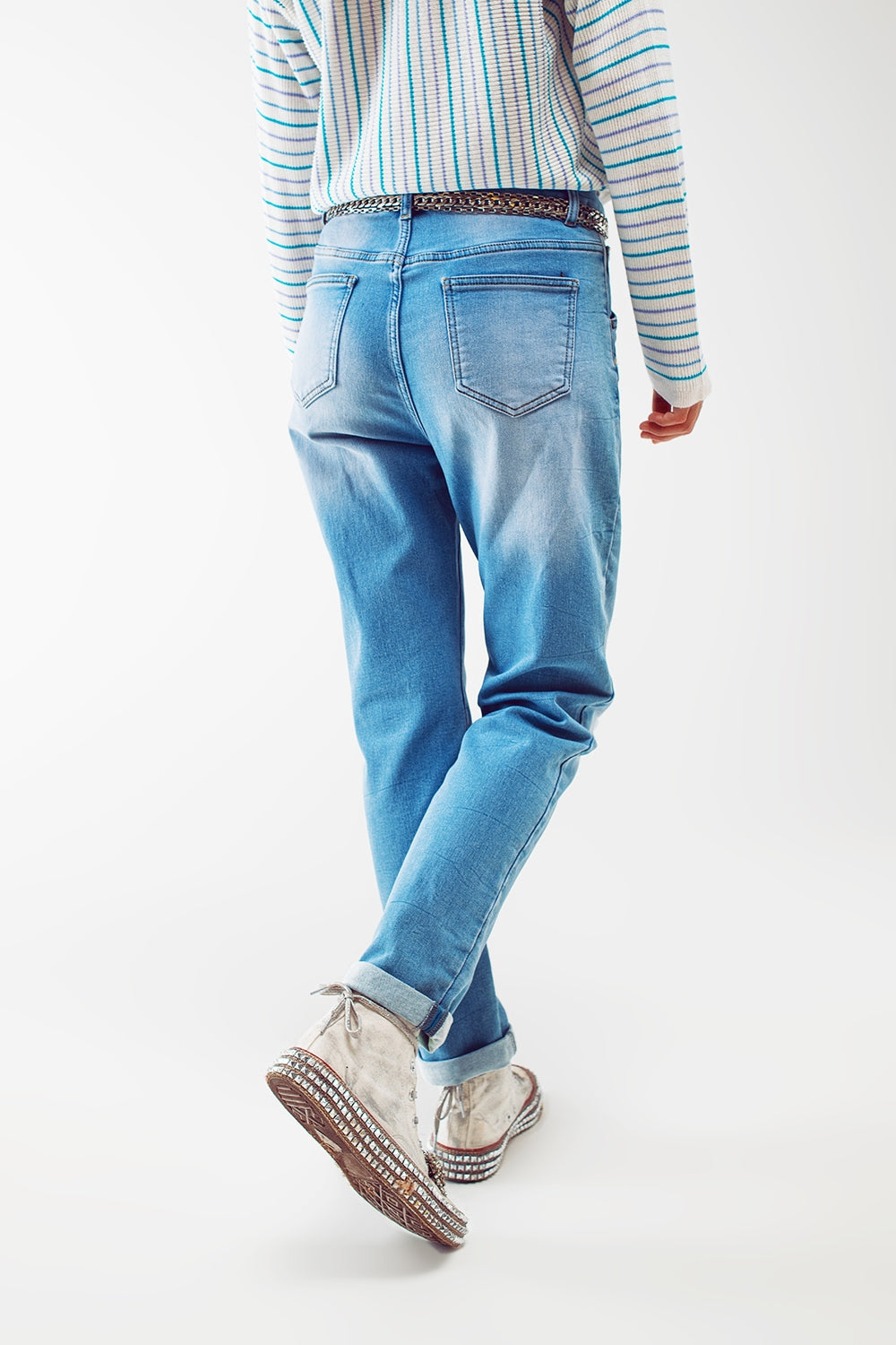 Calças de ganga com botões de cintura alta