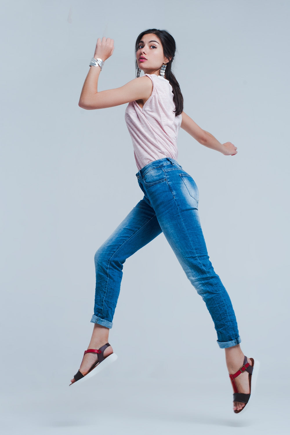 Calças de ganga com efeito enrugado