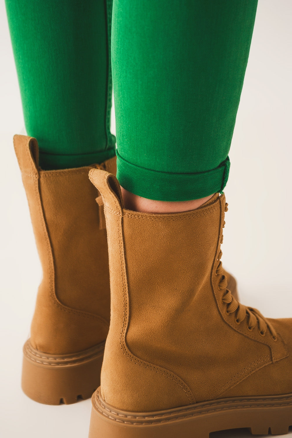 Calças de ganga de cintura alta na cor verde