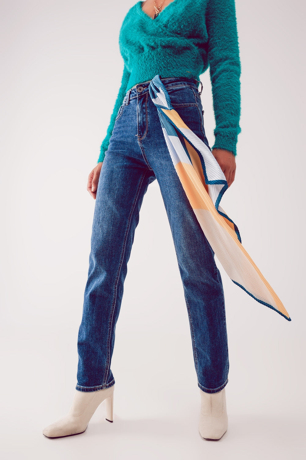 Q2 Calças de ganga de corte recto em azul escuro com cintura alta