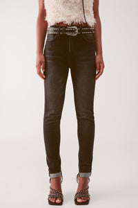 Q2 Calças de ganga de corte skinny em preto lavado com cintura alta