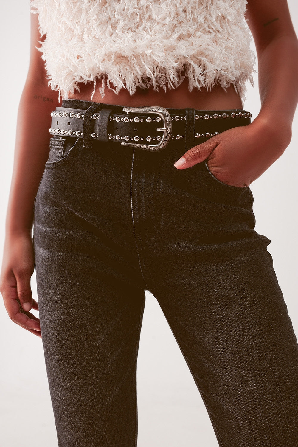 Calças de ganga de corte skinny em preto lavado com cintura alta