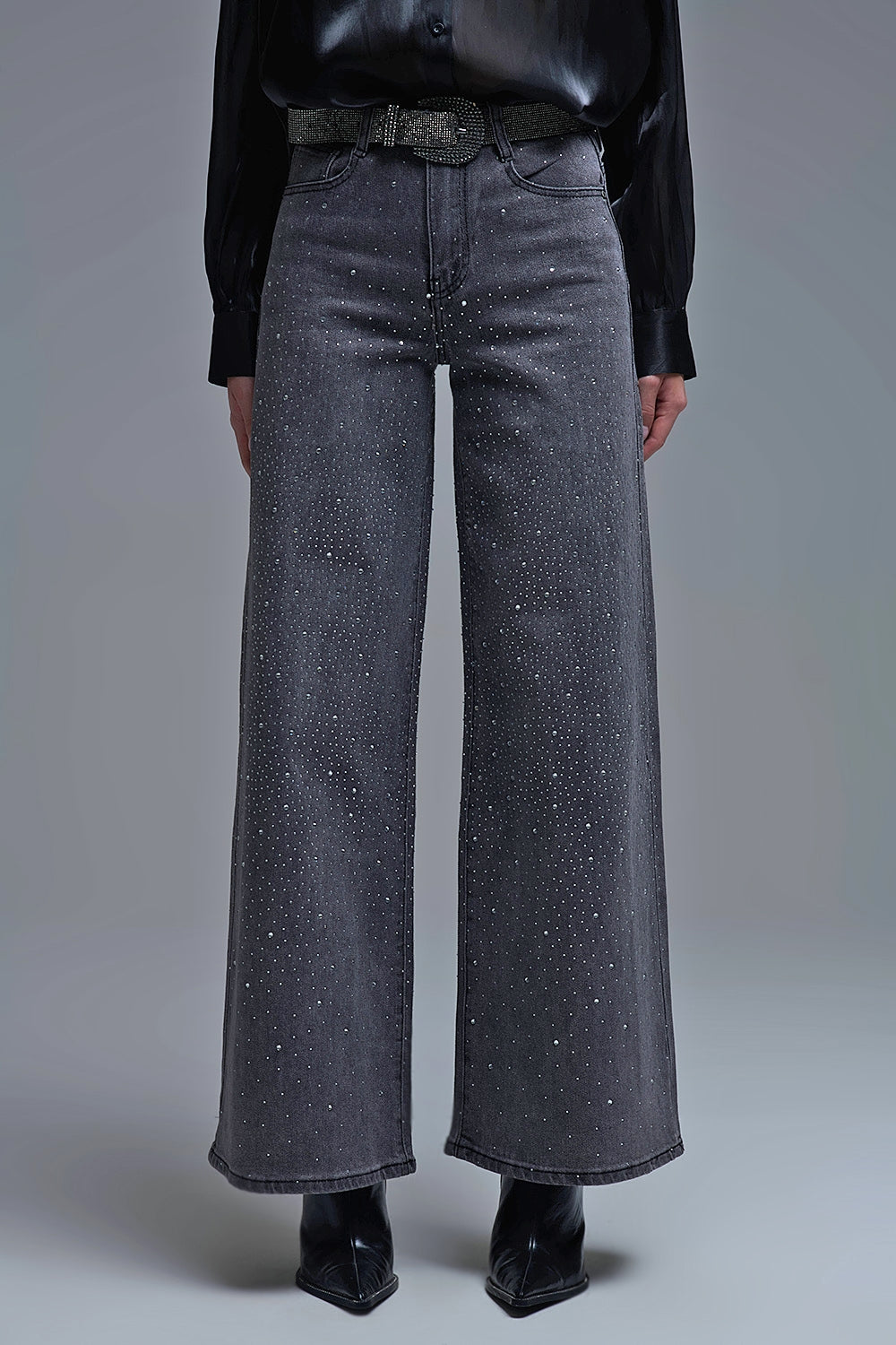 Q2 Calças de ganga de pernas largas com strass preto