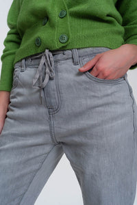Calças de ganga jogger leves em cinzento