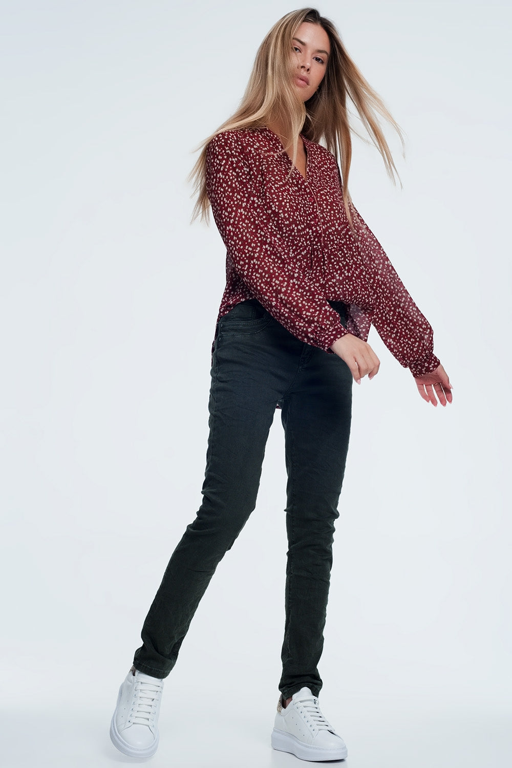 Calças de ganga khaki com baixa virilha