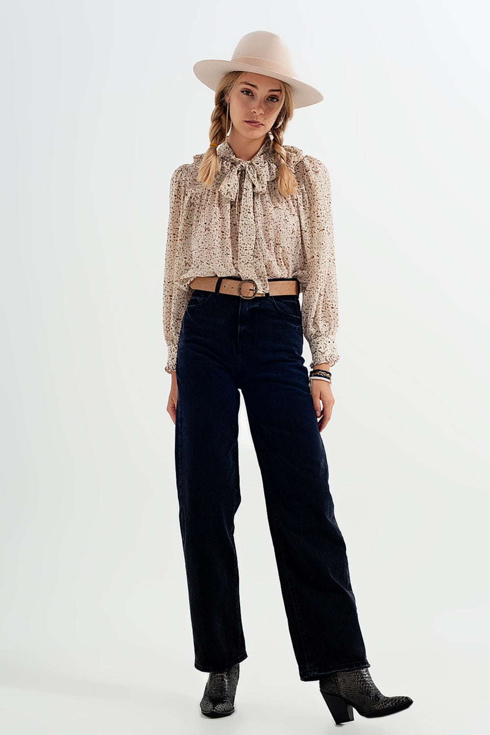 Calças de ganga pretas de cintura super alta e rectas