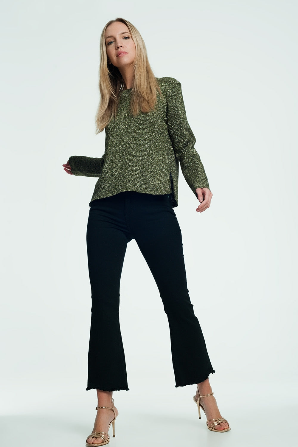 Calças de ganga queimadas de cós alto em preto