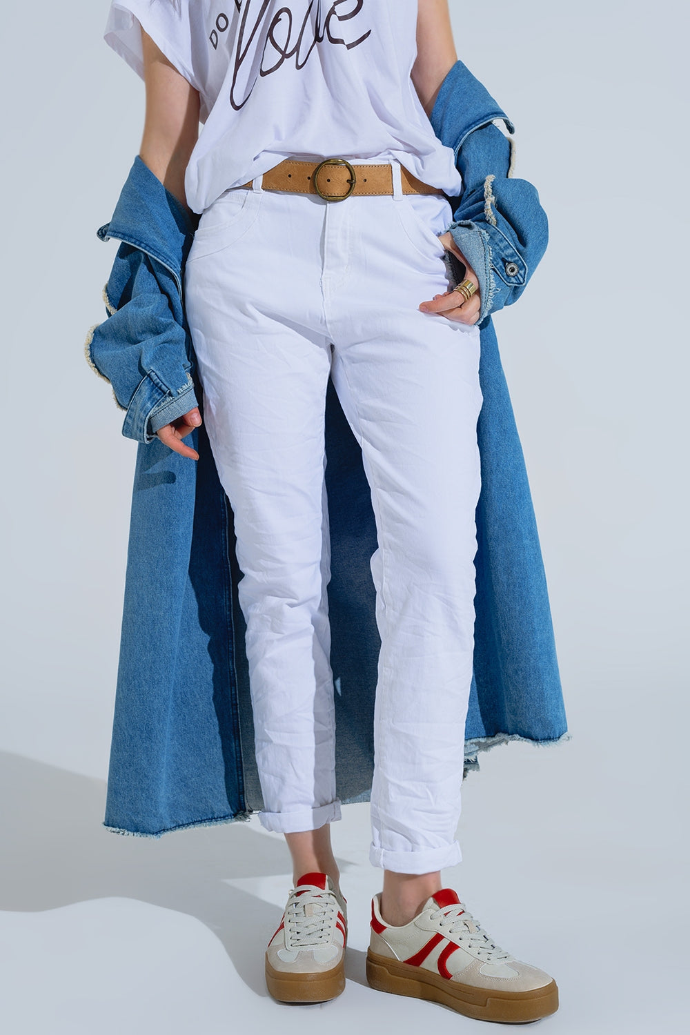 Q2 Calças de ganga skinny brancas com vincos