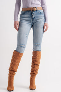Q2 Calças de ganga skinny com detalhes de botões em azul claro