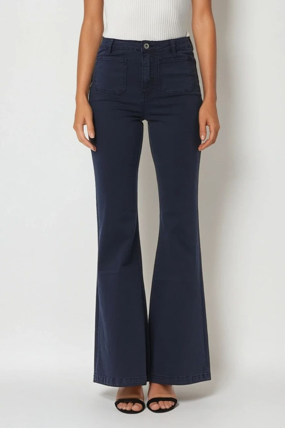 Q2 Calças de ganga skinny com pormenor de bolso à frente