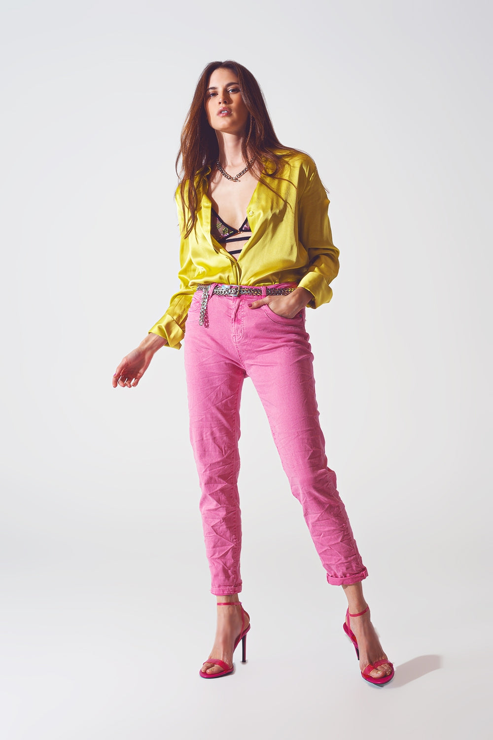 Calças de ganga skinny com rugas cor-de-rosa