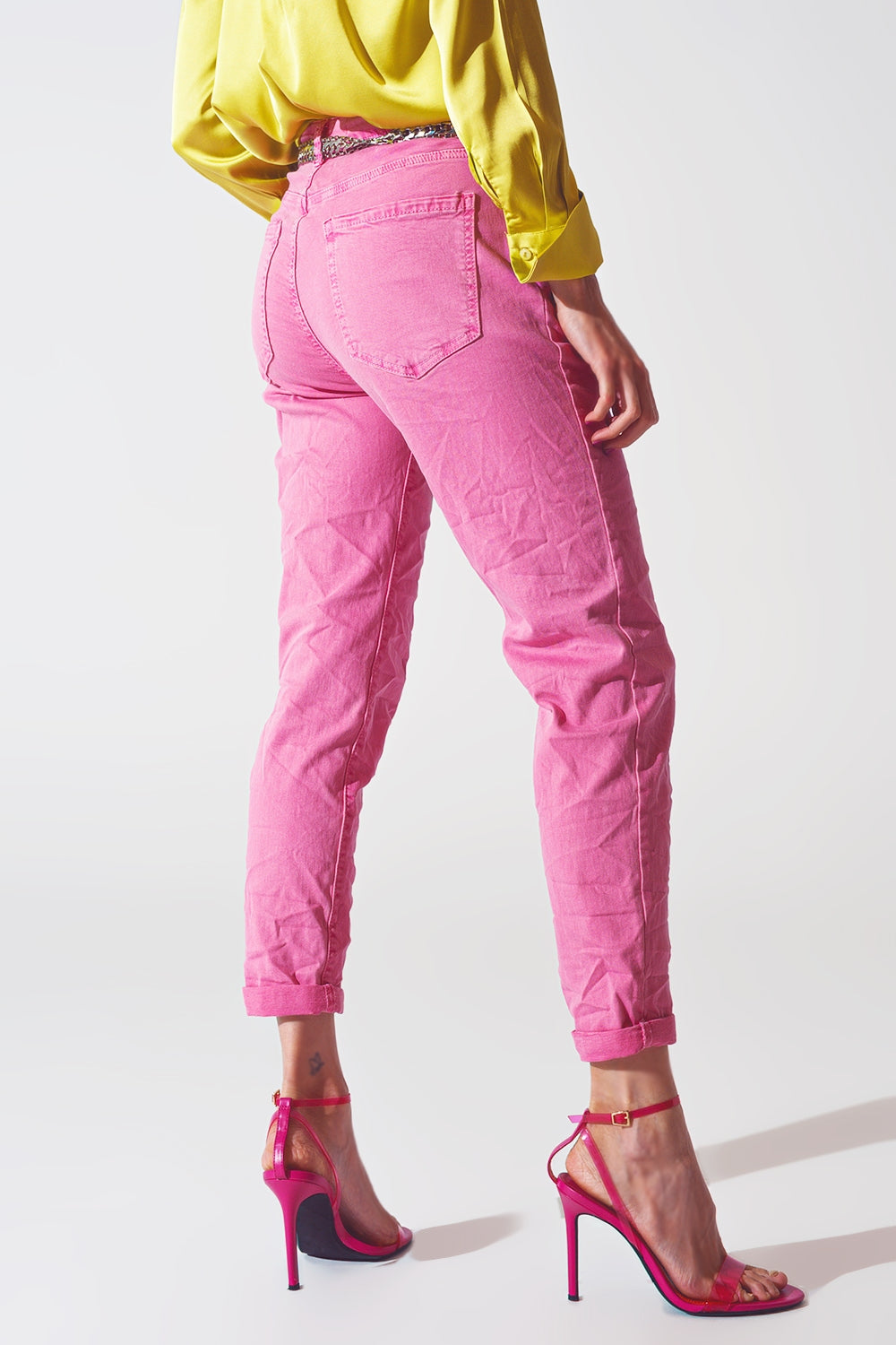 Calças de ganga skinny com rugas cor-de-rosa