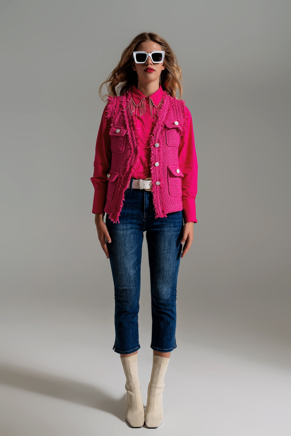 Calças de ganga skinny cortados com lavagem escura