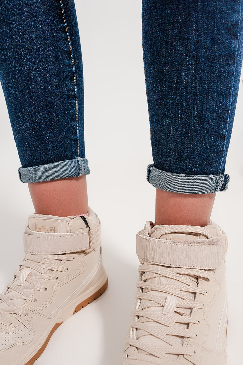 Calças de ganga skinny de cintura alta em azul escuro