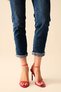 Calças de ganga Skinny de Lavagem Média e Elásticos