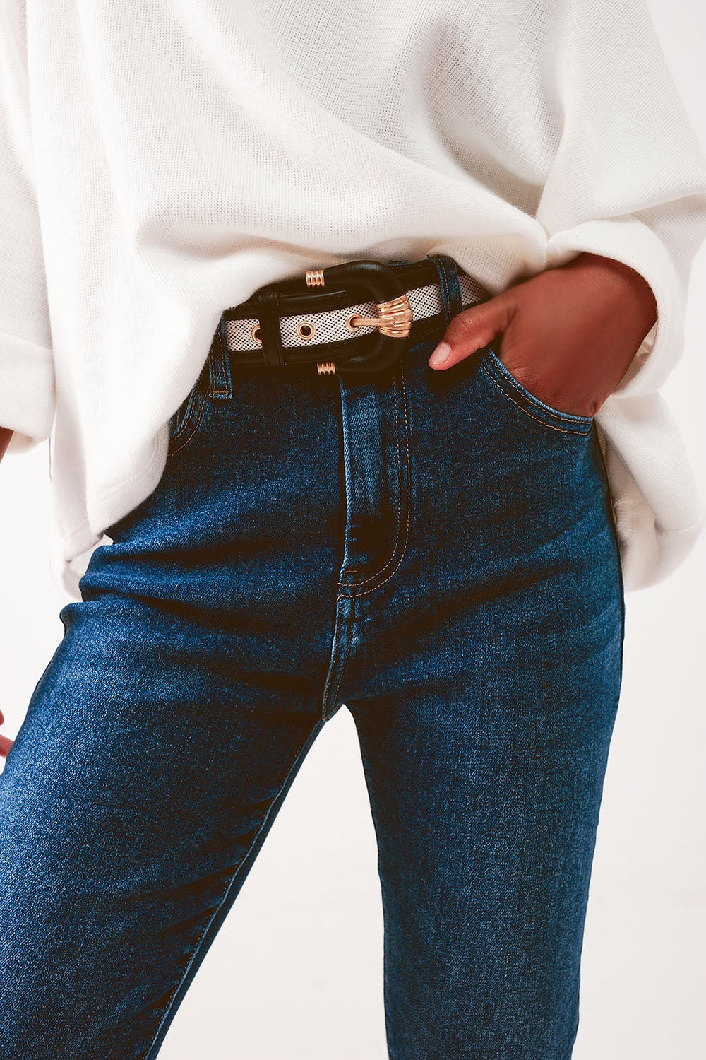 Calças de ganga skinny lavado médio de cintura alta