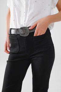Calças de ganga skinny pretas com pormenor de bolso à frente