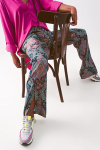 Q2 Calças de perna larga em estampado paisley azul