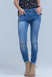 Q2 Calças jeans magras com joelho rasgado