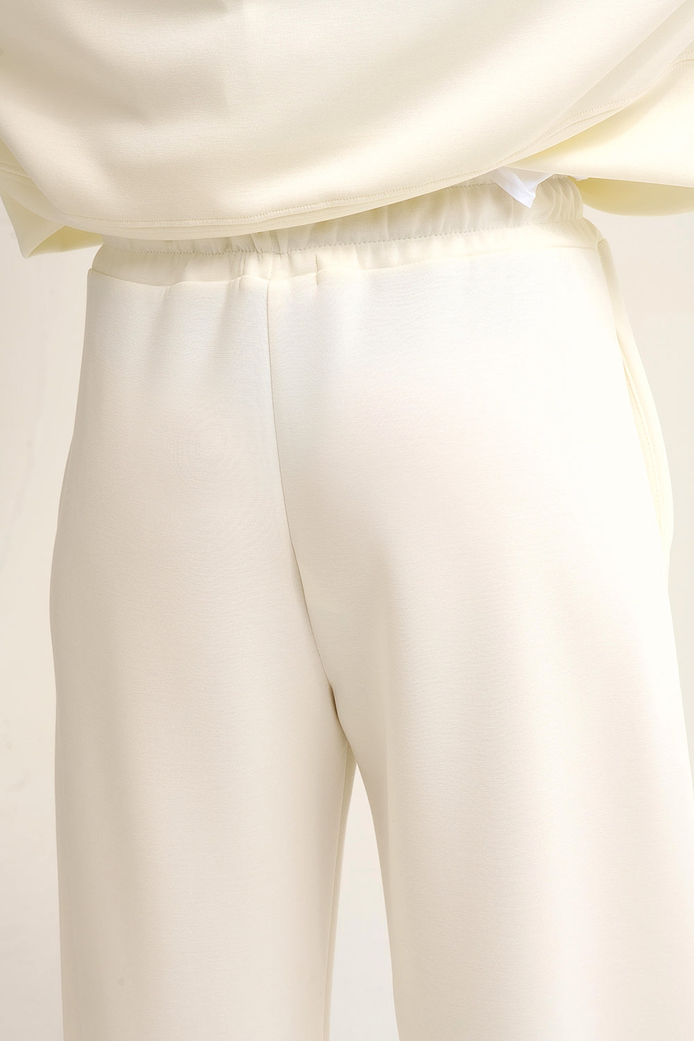 Calças Jogger de malha super-suave em creme com cintura com cordão